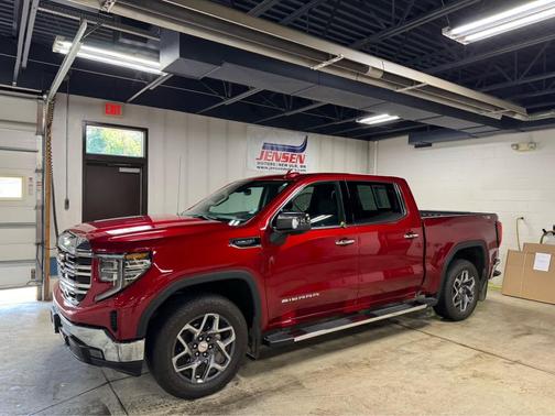 2025 GMC Sierra 1500 SLT