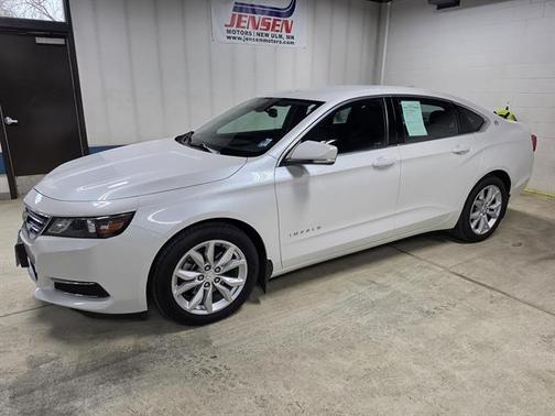 Iridescent Pearl Tricoat 2016 Chevrolet Impala LT