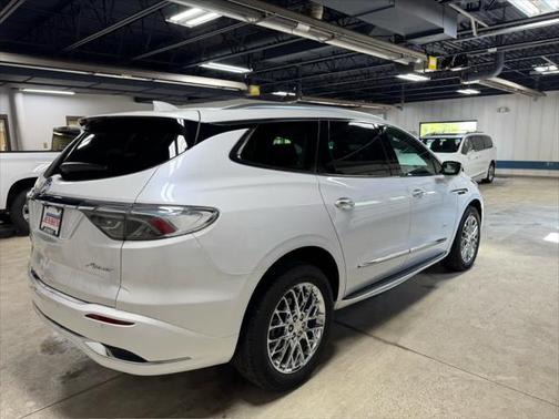 2023 Buick Enclave Avenir AWD