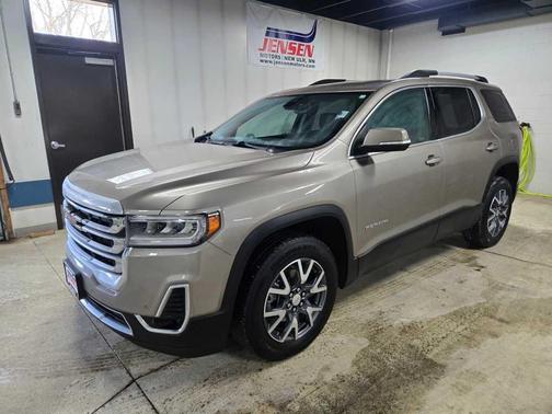 2022 GMC Acadia AWD SLT