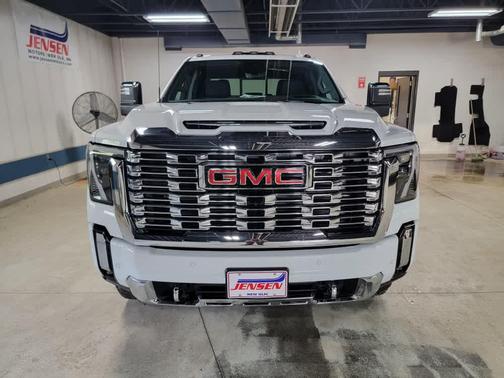 2026 GMC Sierra 3500 Denali