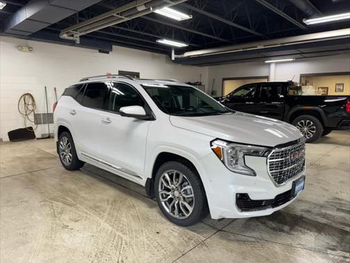2023 GMC Terrain Denali