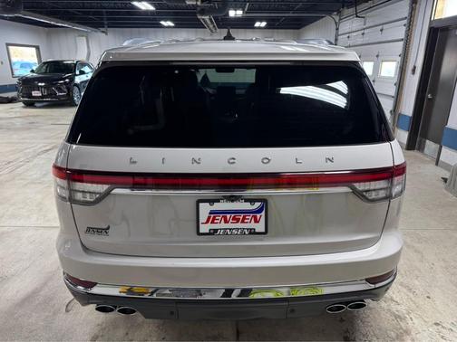 2022 Lincoln Aviator Reserve AWD