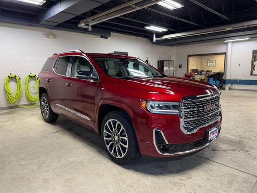 2020 GMC Acadia Denali