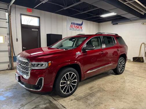 2020 GMC Acadia Denali