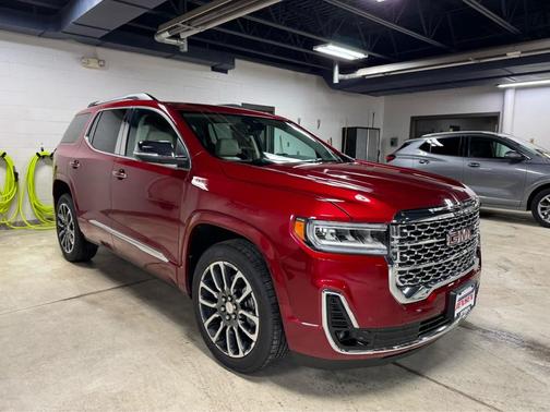2020 GMC Acadia Denali