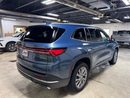 2025 Buick Enclave Preferred FWD