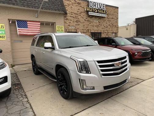 2016 Cadillac Escalade Luxury