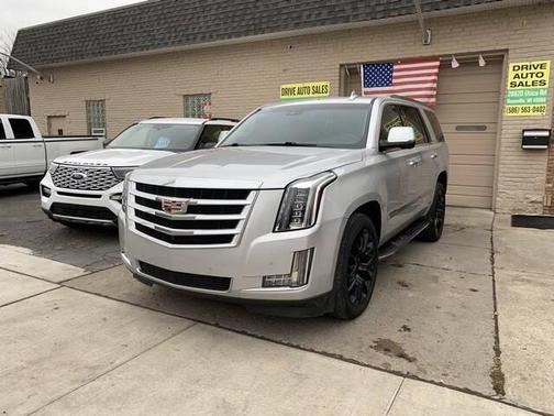 2016 Cadillac Escalade Luxury