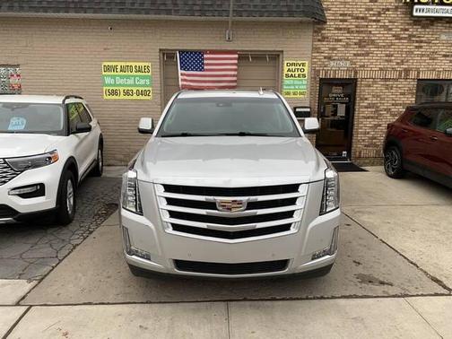 2016 Cadillac Escalade Luxury