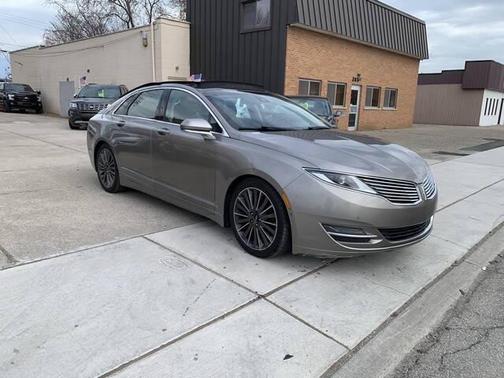 2016 Lincoln MKZ Base