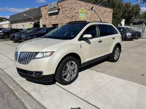 2014 Lincoln MKX Base