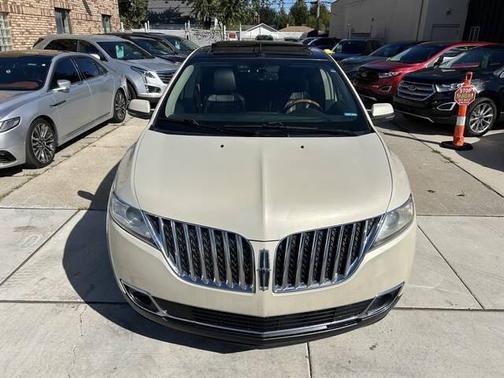 2014 Lincoln MKX Base