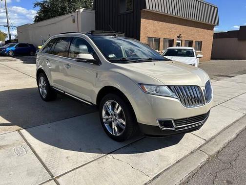 2014 Lincoln MKX Base