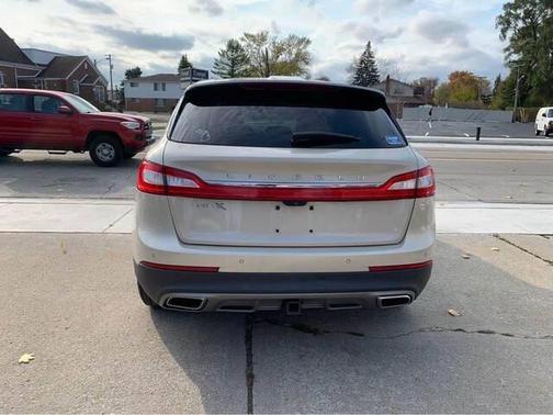 2016 Lincoln MKX Select