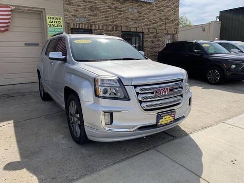 Quicksilver Metallic 2016 GMC Terrain Denali