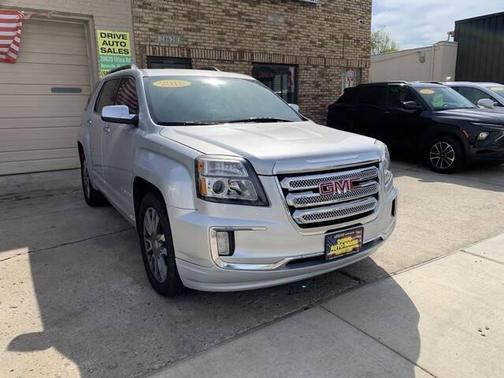 Quicksilver Metallic 2016 GMC Terrain Denali