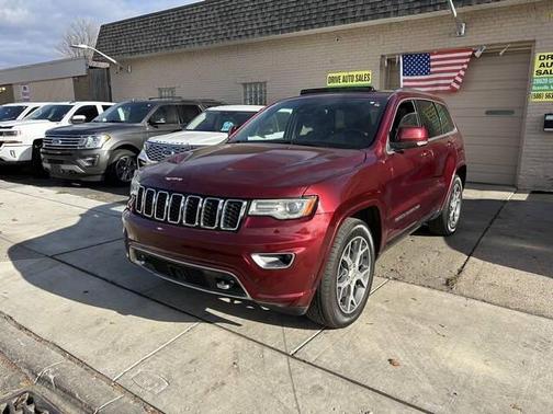 2018 Jeep Grand Cherokee Sterling Edition
