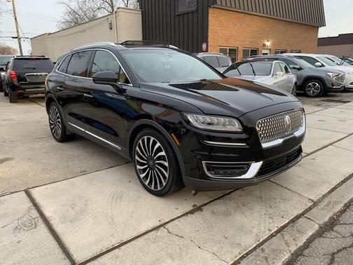 2019 Lincoln Nautilus Black Label