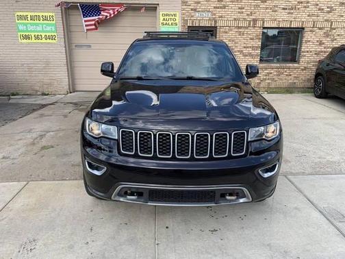 Sangria Metallic Clearcoat 2018 Jeep Grand Cherokee Sterling Edition
