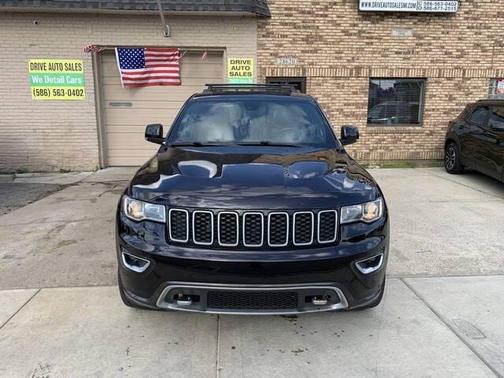 Sangria Metallic Clearcoat 2018 Jeep Grand Cherokee Sterling Edition