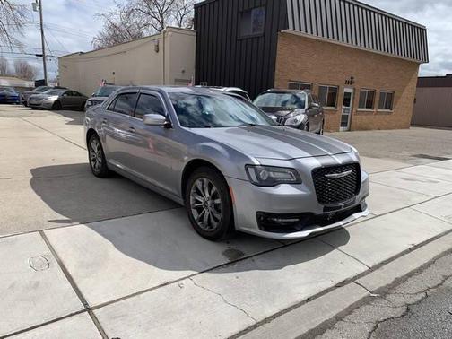 2017 Chrysler 300 S