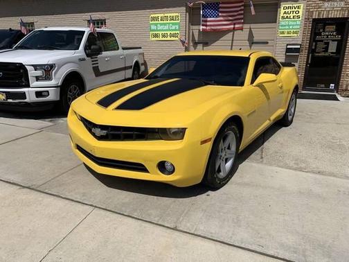 Rally Yellow 2010 Chevrolet Camaro 1LT