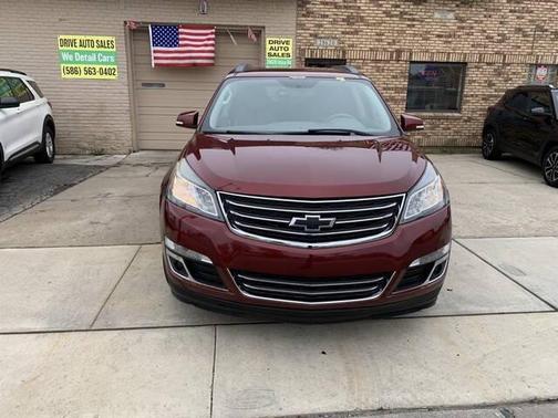 BURGUNDAY 2017 Chevrolet Traverse 1LT