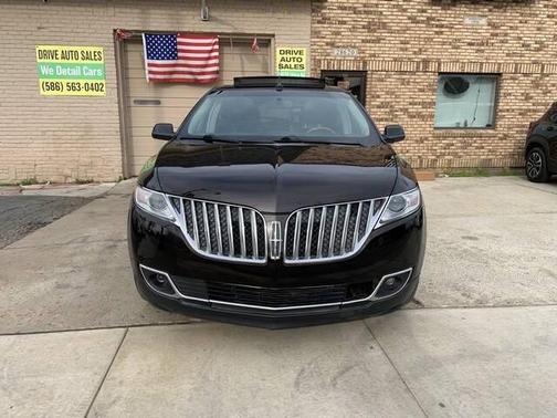 Tuxedo Black Metallic 2013 Lincoln MKX Base