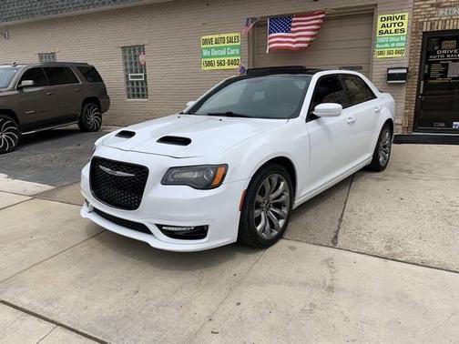 Bright White Clearcoat 2014 Chrysler 300 S