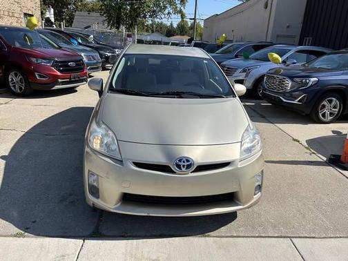 2011 Toyota Prius GOLD