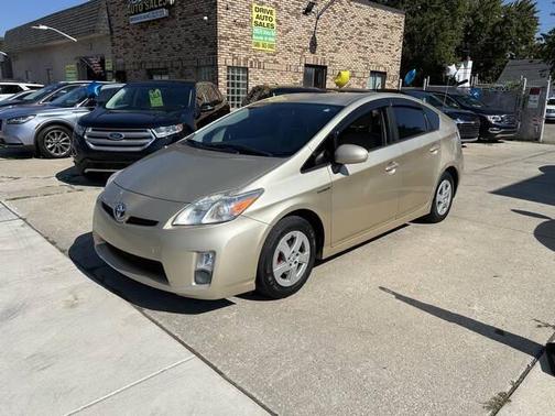 2011 Toyota Prius GOLD