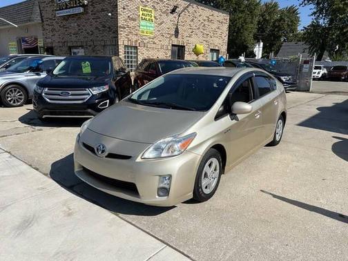 2011 Toyota Prius GOLD