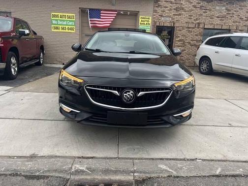 2018 Buick Regal Sportback Essence