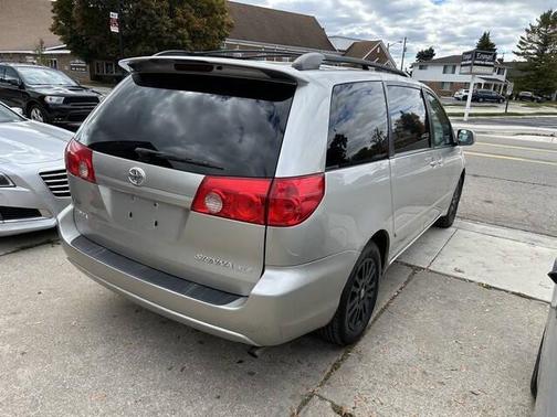 2007 Toyota Sienna XLE Limited