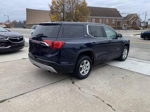 2017 GMC Acadia SLE-1