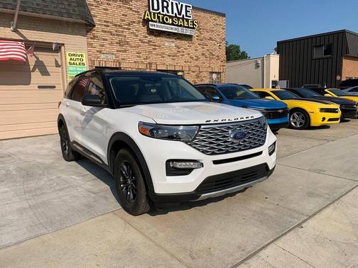 Star White Metallic Tri-Coat 2021 Ford Explorer XLT