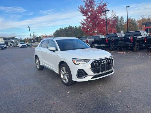 2023 Audi Q3 Premium Plus 45 TFSI S line quattro Tiptronic
