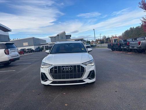2023 Audi Q3 Premium Plus 45 TFSI S line quattro Tiptronic
