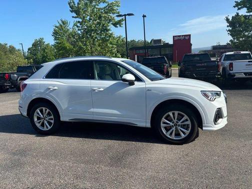 2024 Audi Q3 Premium Plus 45 TFSI S line quattro Tiptronic