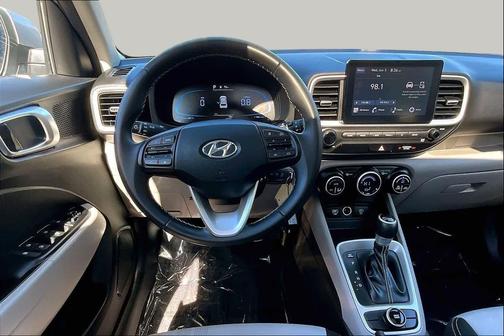 Shimmering Silver 2023 Hyundai VENUE SEL