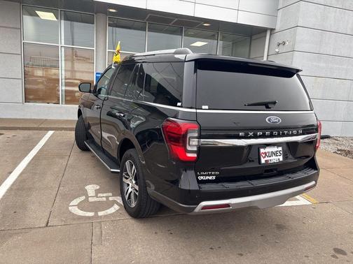 Black Metallic 2023 Ford Expedition Limited