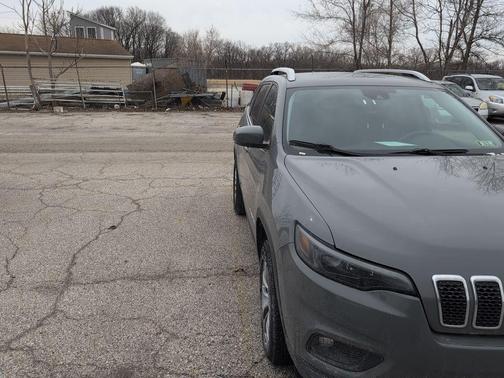 2021 Jeep Cherokee Latitude Lux