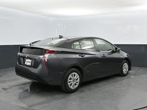 2016 Toyota Prius Two
