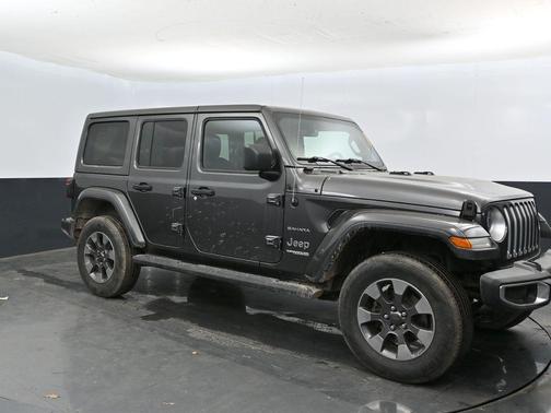 Granite Crystal Clearcoat Metallic 2020 Jeep Wrangler Unlimited Sahara