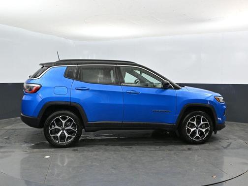 Hydro Blue Pearlcoat 2025 Jeep Compass Limited