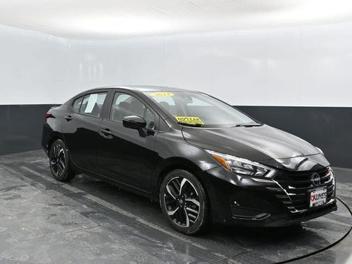 2024 Nissan Versa 1.6 SR