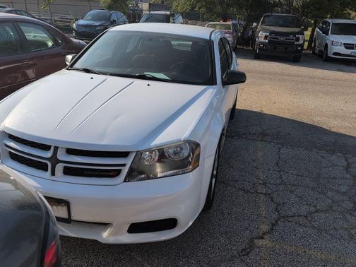 2014 Dodge Avenger SE