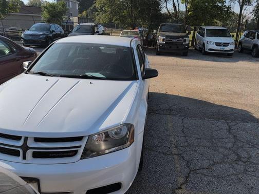 2014 Dodge Avenger SE