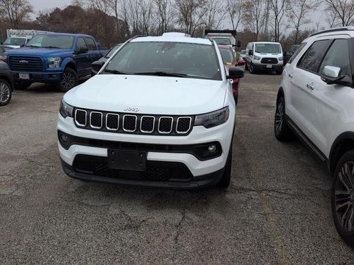 2023 Jeep Compass Latitude